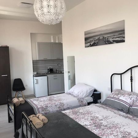 Studio Apartmani Paola Rijeka Ngoại thất bức ảnh