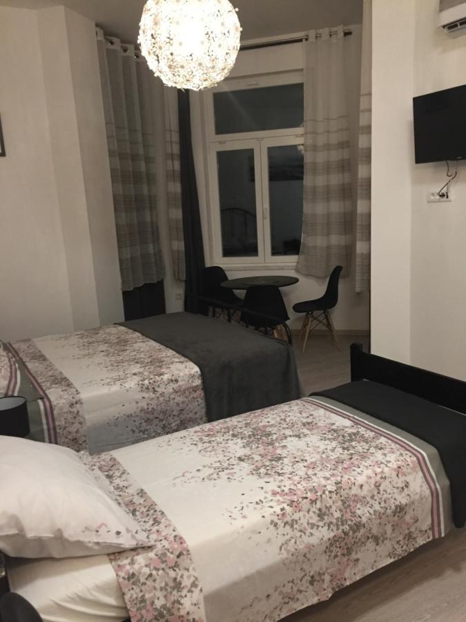 Studio Apartmani Paola Rijeka Ngoại thất bức ảnh