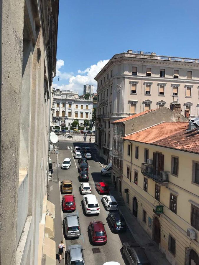 Studio Apartmani Paola Rijeka Ngoại thất bức ảnh