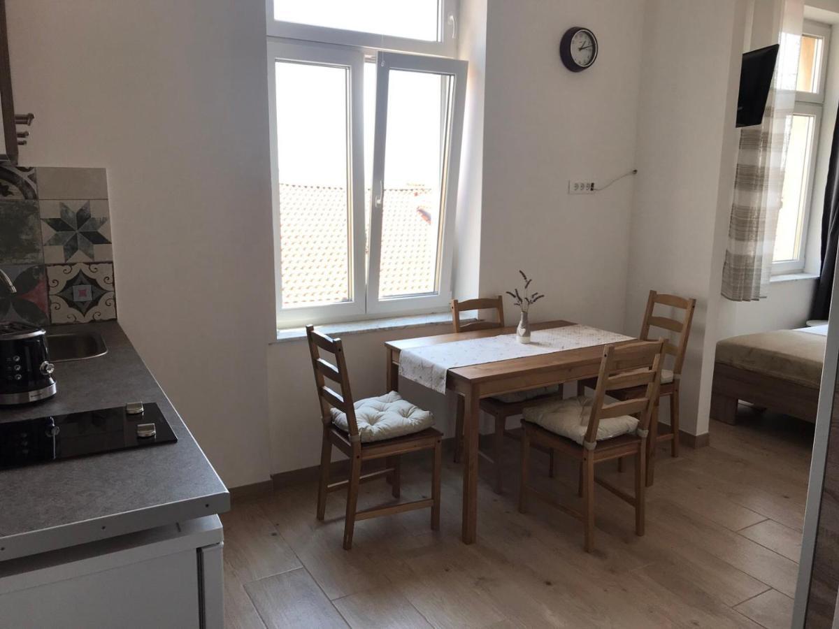 Studio Apartmani Paola Rijeka Ngoại thất bức ảnh