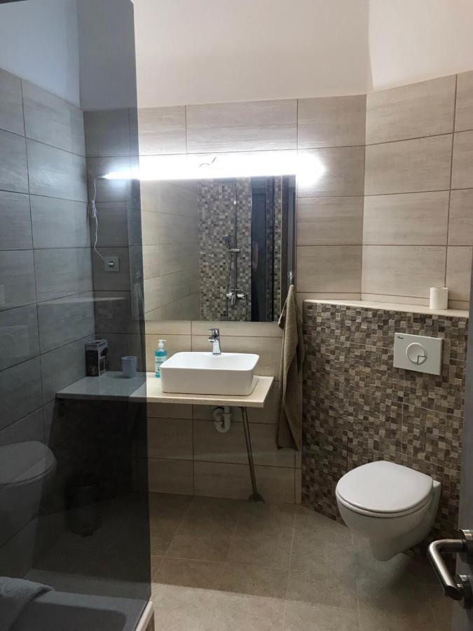 Studio Apartmani Paola Rijeka Ngoại thất bức ảnh