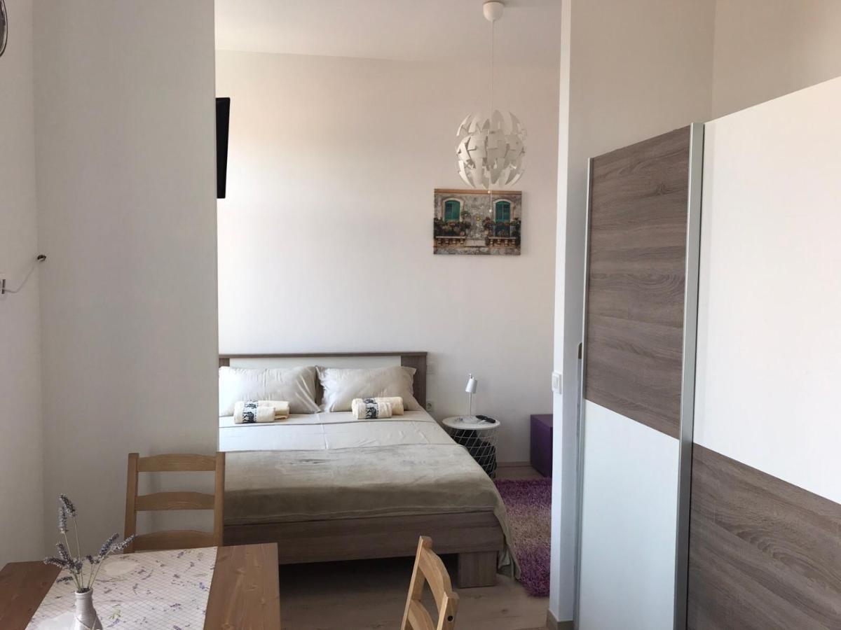 Studio Apartmani Paola Rijeka Ngoại thất bức ảnh
