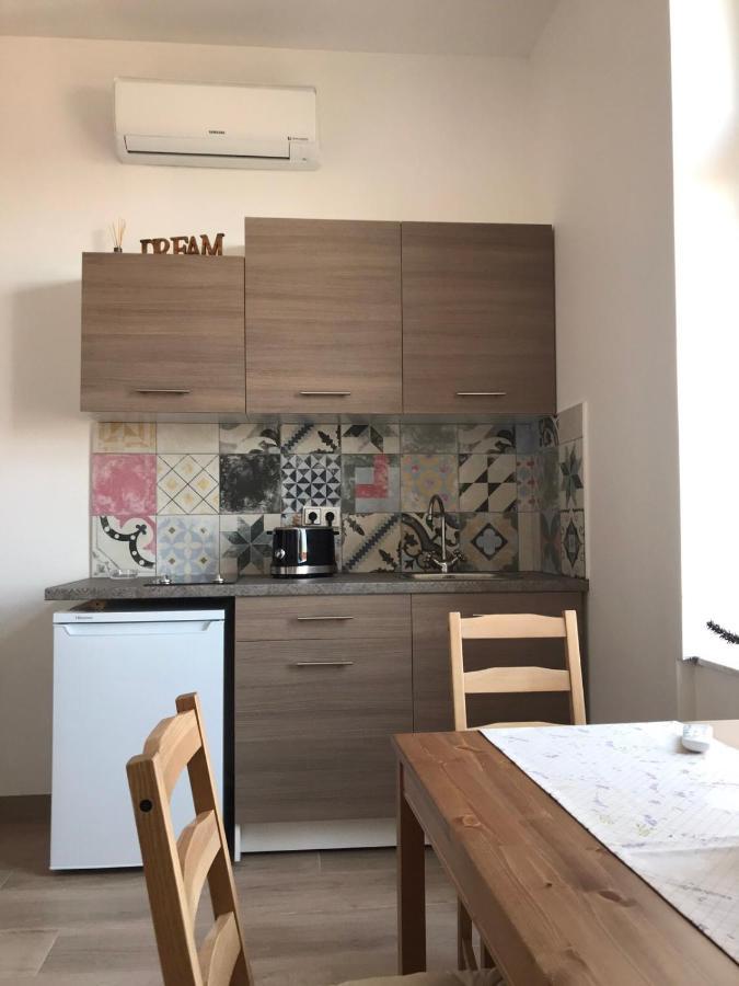 Studio Apartmani Paola Rijeka Ngoại thất bức ảnh