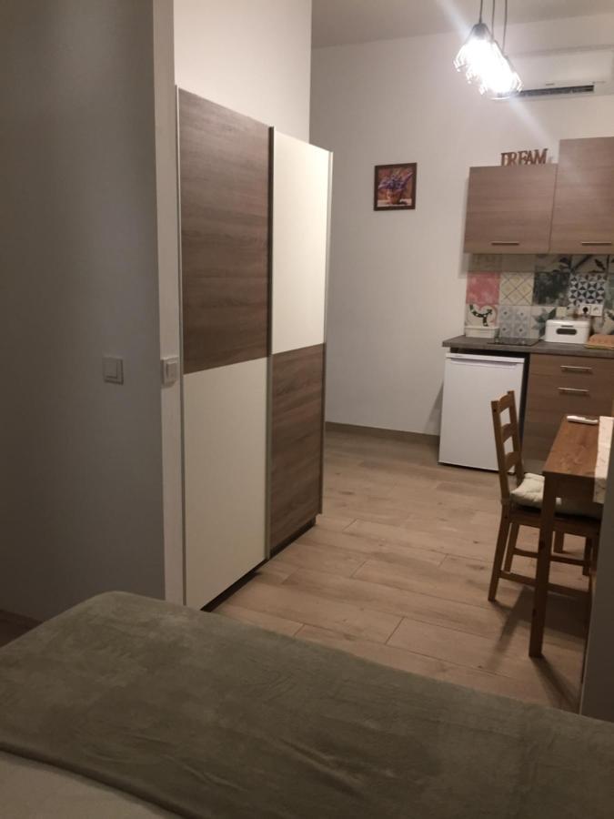 Studio Apartmani Paola Rijeka Ngoại thất bức ảnh